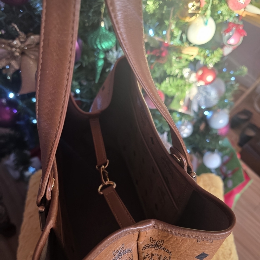 MCM Brown and Tan Tote Bag - Picture 5 of 10